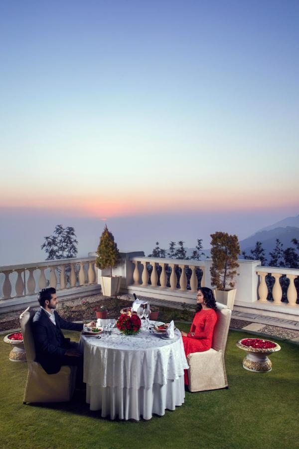 Отель Jaypee Residency Manor Массури Экстерьер фото
