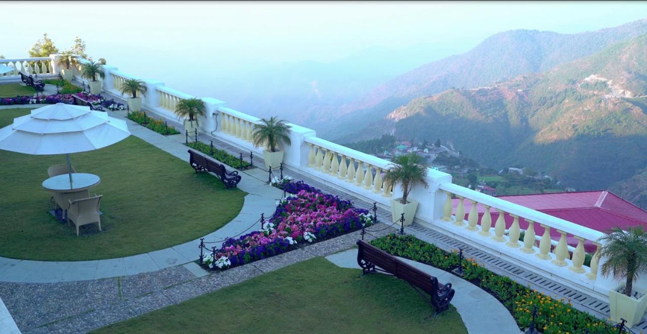 Отель Jaypee Residency Manor Массури Экстерьер фото