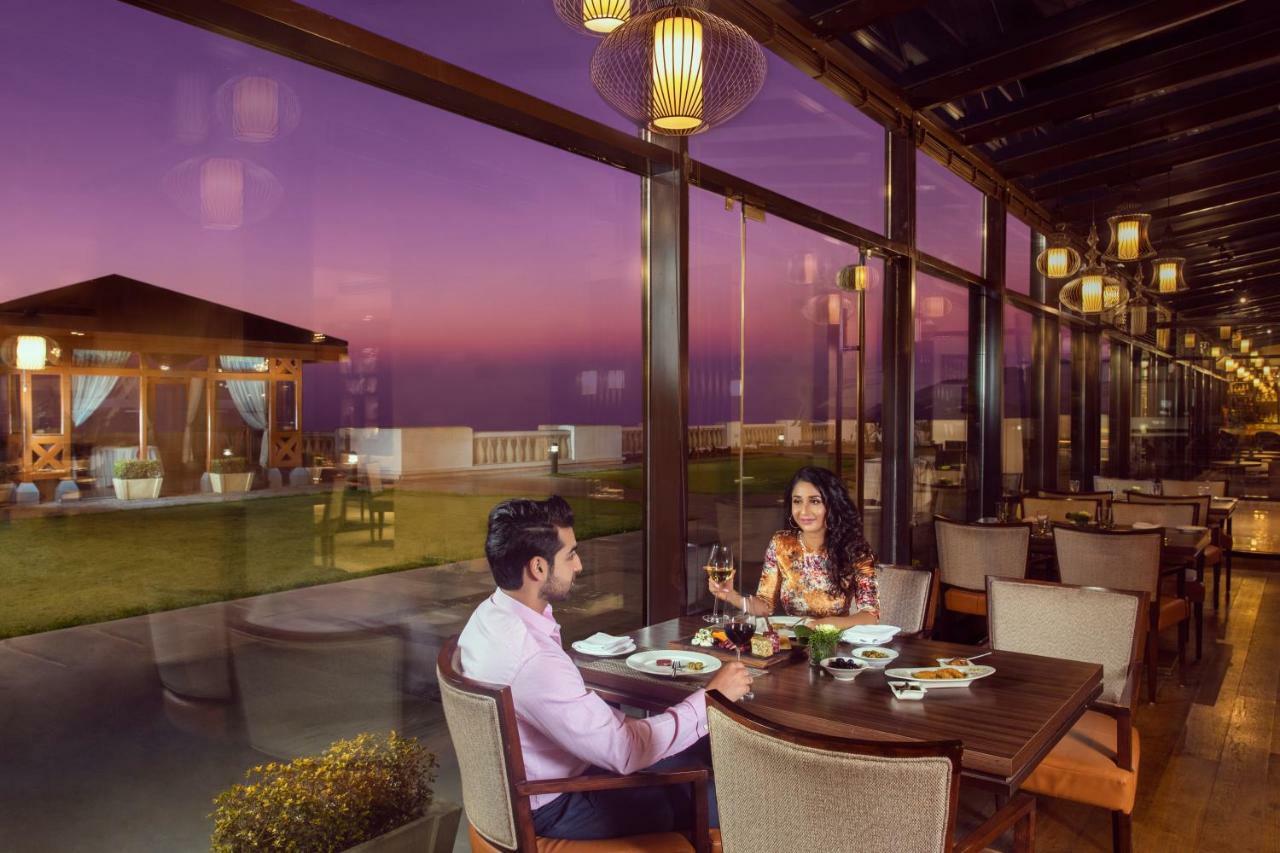 Отель Jaypee Residency Manor Массури Экстерьер фото